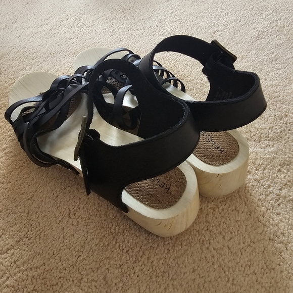 ANTHROPOLOGIE KELSI DAGGER Brooklyn Grain Ankle Strap Leather & Wooded Sandals - Picture 8 of 12